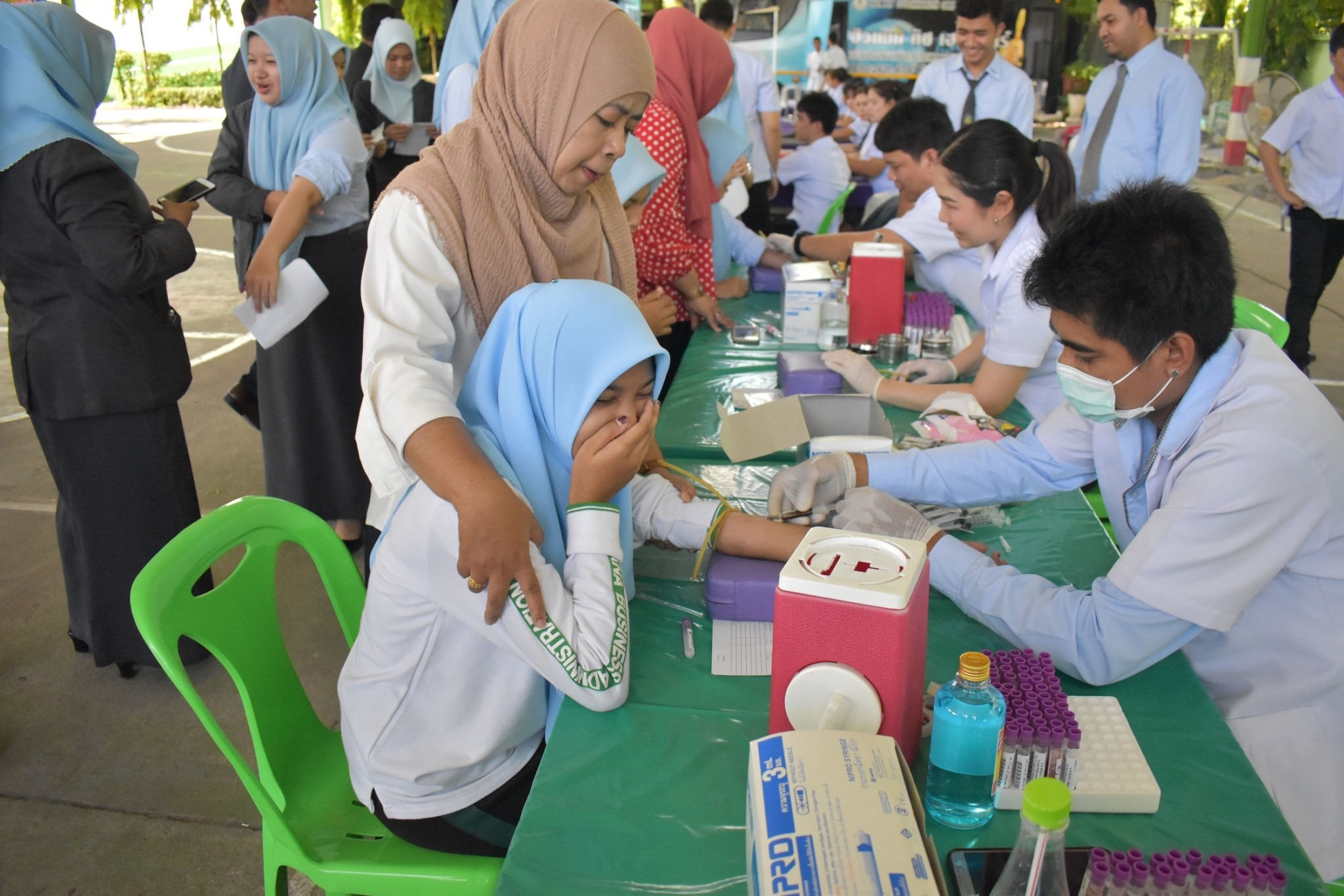 ตรวจสุขภาพนักเรียนนักศึกษา คณาจารย์ และบุคลากร ประจำปีการศึกษา 2562